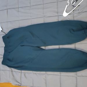 Abercrombie green joggers